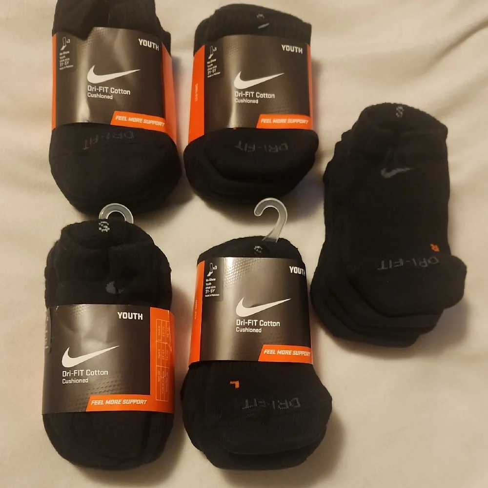 Nike Youth Dri-FIT Black Athletic Socks 15 Pairs